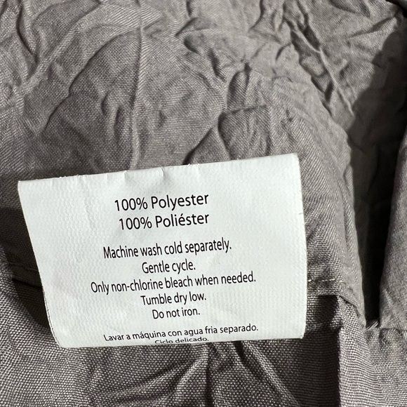 Mainstays Gray Curtain 82” long x 27” wide - Picture 1 of 5